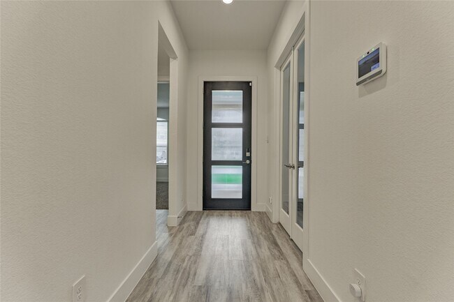 Building Photo - 14343 Red Ldg Trl