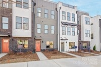 Building Photo - 425 Blairhill Rd