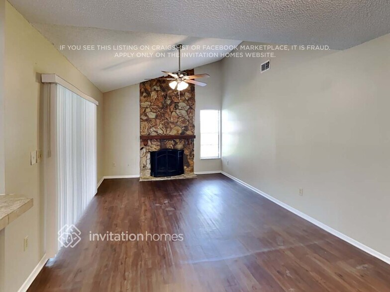Building Photo - 16609 Calico Pl