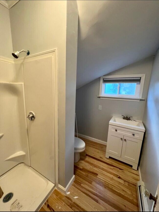 Building Photo - 409 Hammond St