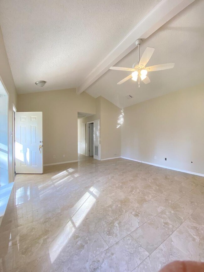 Building Photo - 4702 Jade St