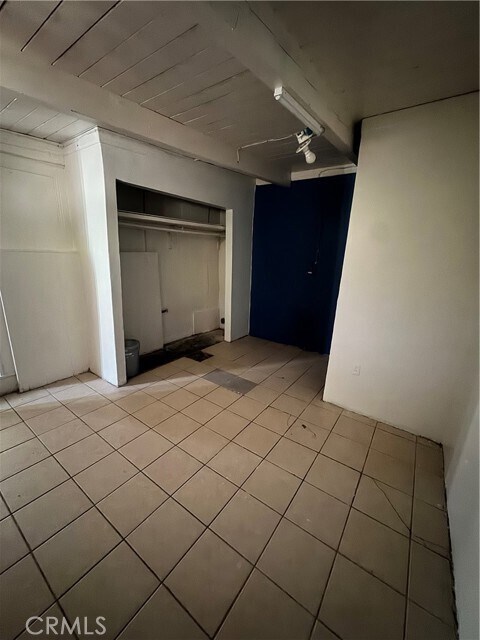 Building Photo - 3533 W 116th St