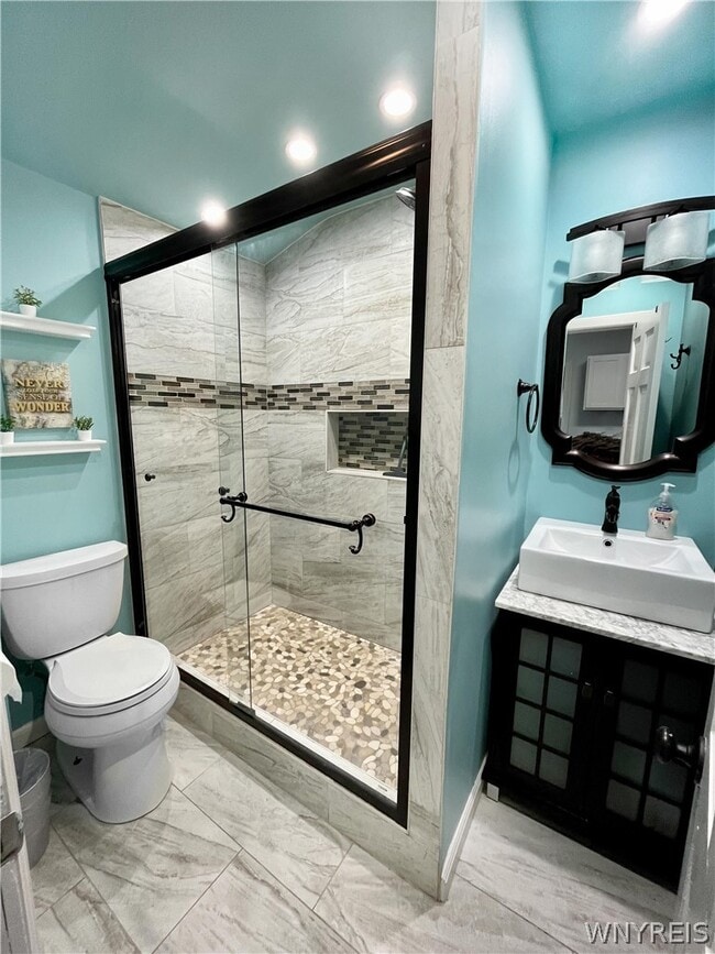 Building Photo - 36 19th St