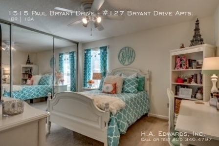 Building Photo - 1515 Paul Bryant Dr
