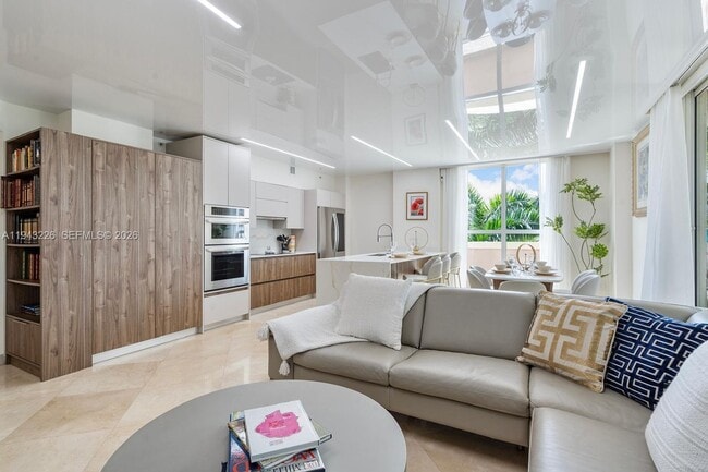 Building Photo - 17555 Atlantic Blvd