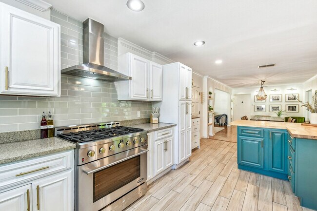 Building Photo - 1107 W Braddock St