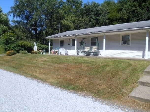 Building Photo - 1700 Clarice Dr