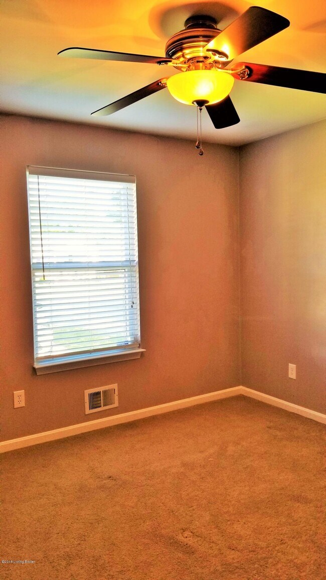 Building Photo - 8900 Prospect St