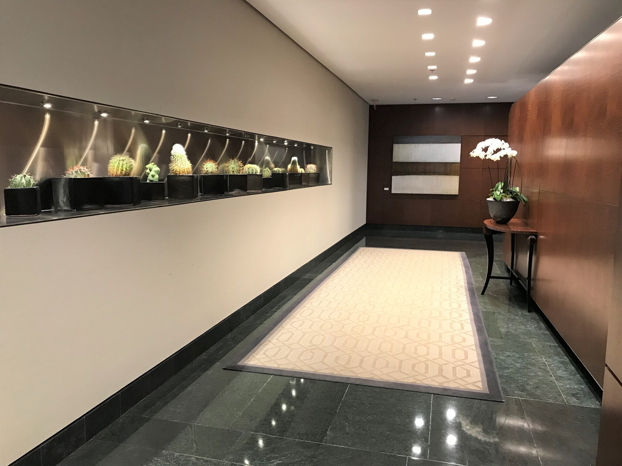 Building Foyer - 1 Charles St