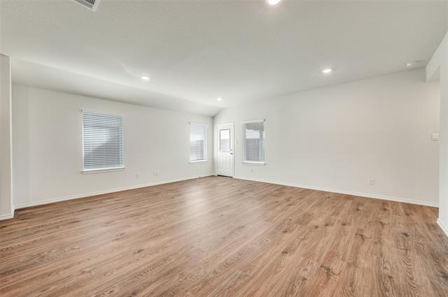 Building Photo - 775 Tiger Lily Wy