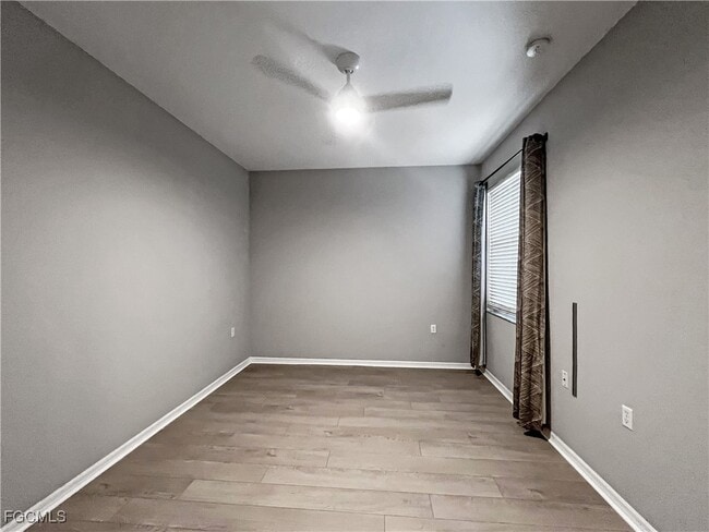 Building Photo - 8550 Kingbird Loop