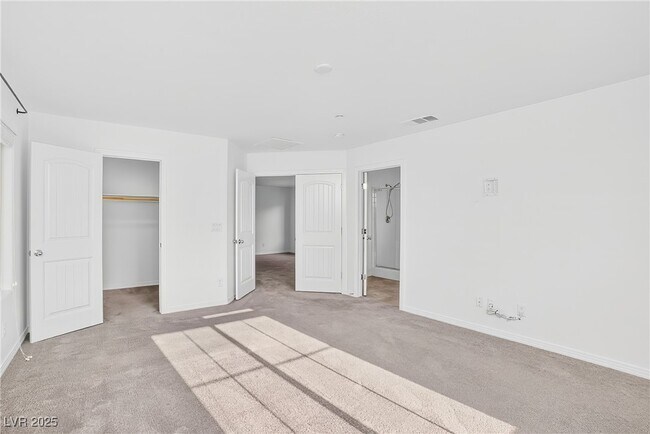 Building Photo - 2718 Hammetts Landing Walk