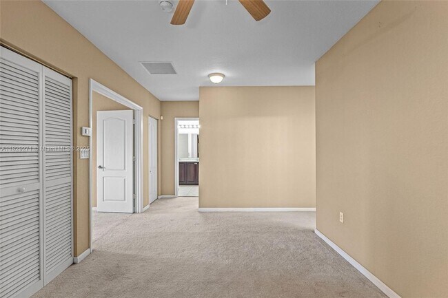 Building Photo - 20530 NW 12th Ct