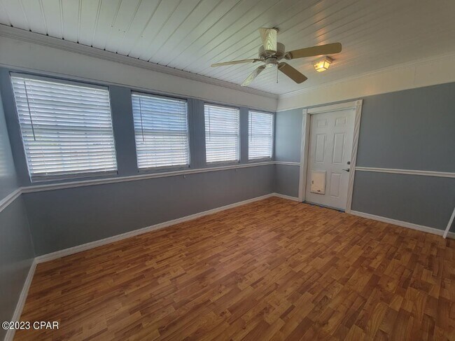 Building Photo - 4806 McCall Ln