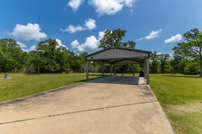 Building Photo - 1072 Papenberg Rd