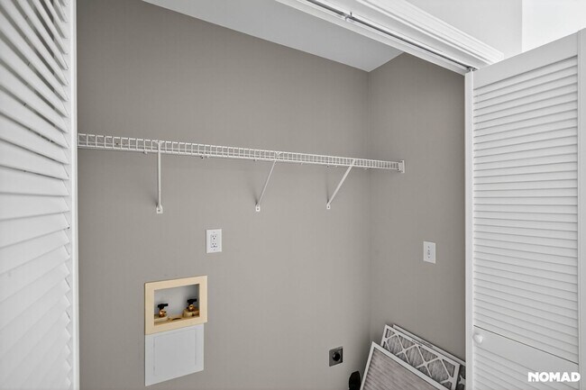 Building Photo - 405 Foxbridge Ct