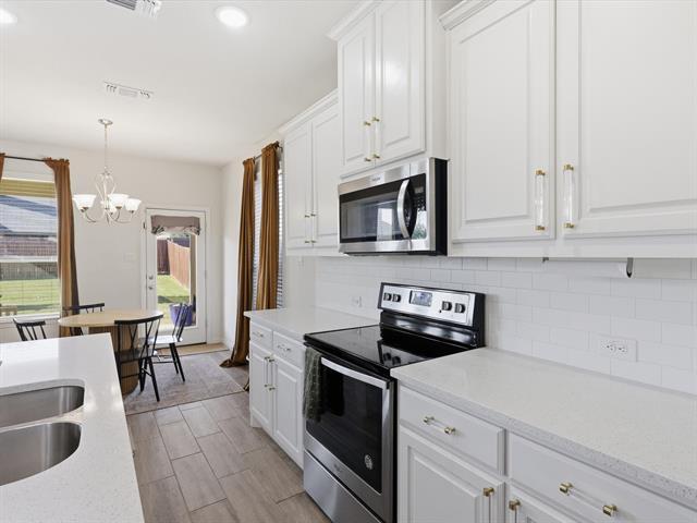 Building Photo - 1013 Wildwood Dr