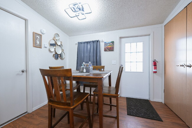 Building Photo - The Modern Southwest Nest | 2-Bedroom/2 Bath Home