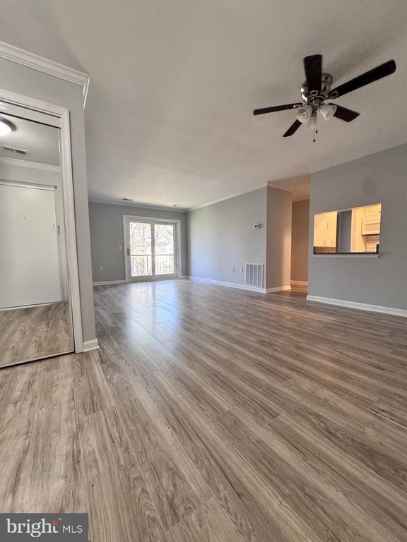 Building Photo - 18308 Streamside Dr