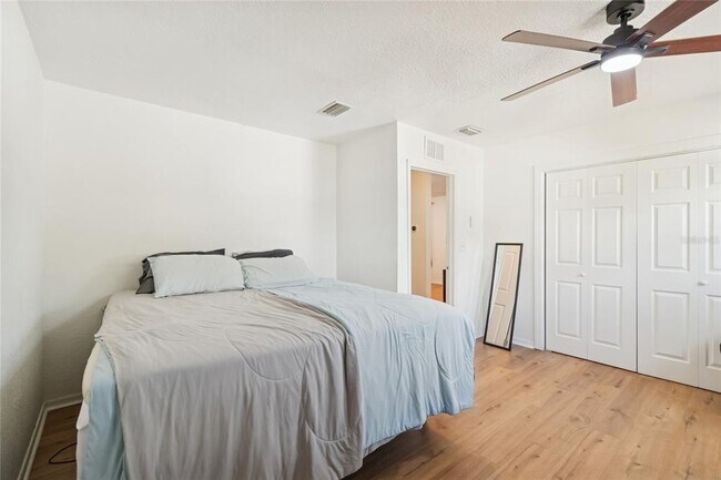 Building Photo - 7631 18th Way N