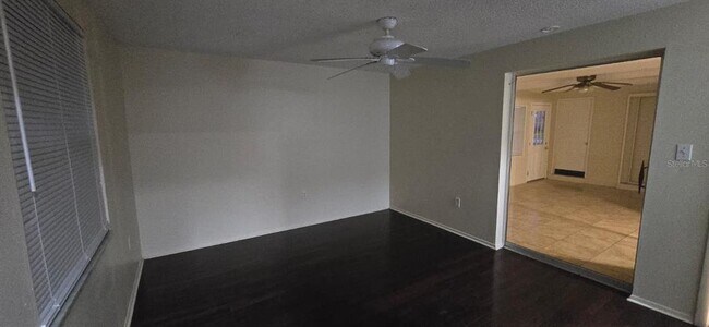 Building Photo - 401 Skylark Ln NW