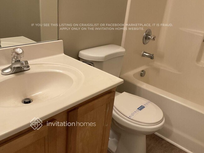 Building Photo - 511 Pondweed Dr
