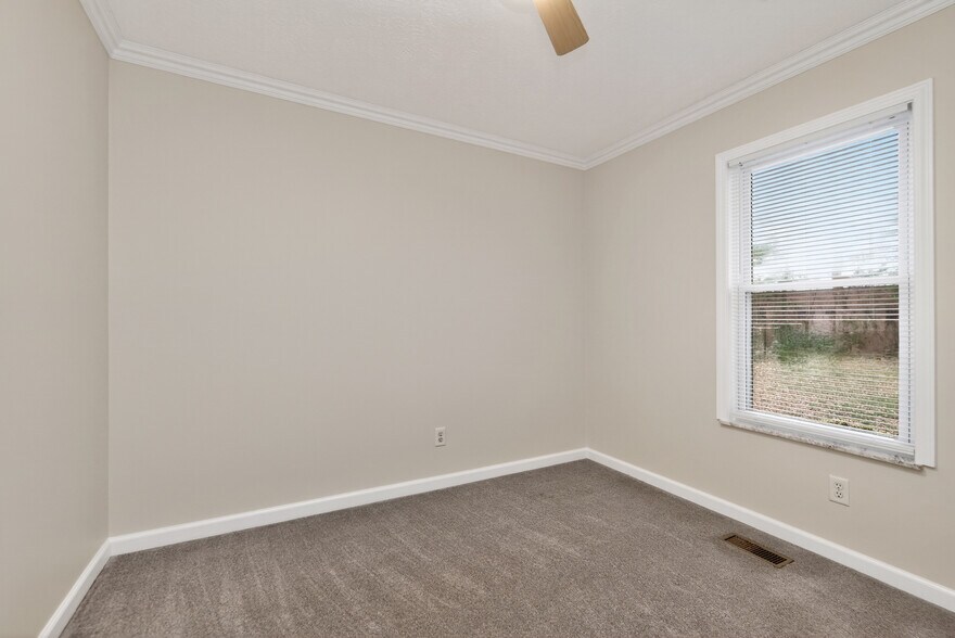 Building Photo - 11417 Washington Blvd