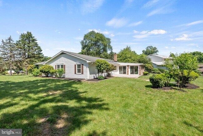 Building Photo - 4650 Palomino Ct