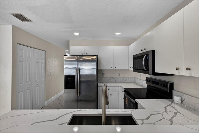 Building Photo - 85 Citrus Park Ln