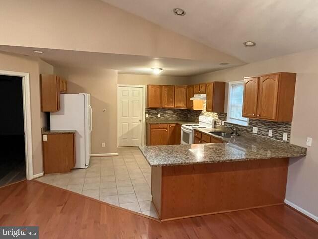 Building Photo - 30768 Oak Crest Dr