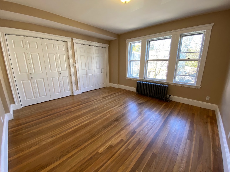 Building Photo - 254 Belgrade Ave