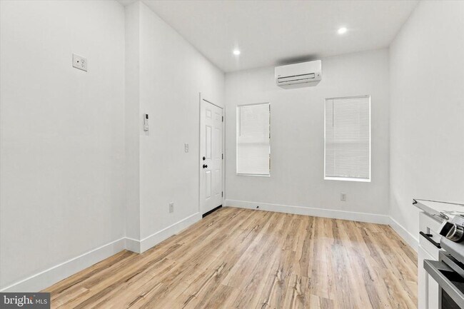 Building Photo - 4535 N Gratz St