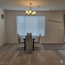 Building Photo - 5724 Avondale Rise Wy