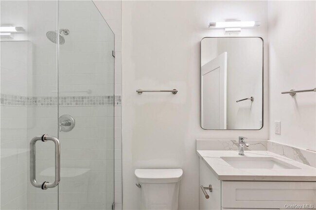 Building Photo - 179 Adelphi Ave