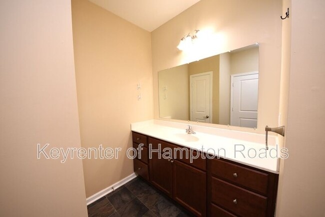 Building Photo - 1407 Rollesby Way