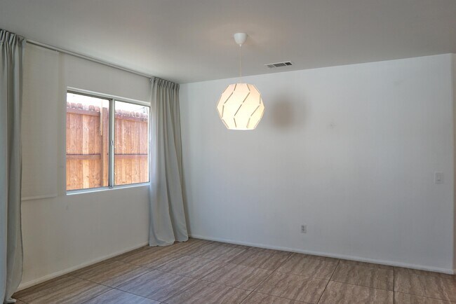 Building Photo - 51945 Avenida Madero