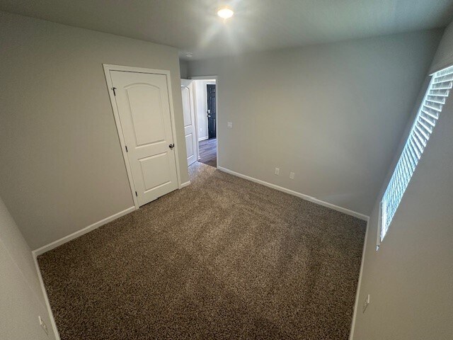 Building Photo - 1512 Heritage Cir SE