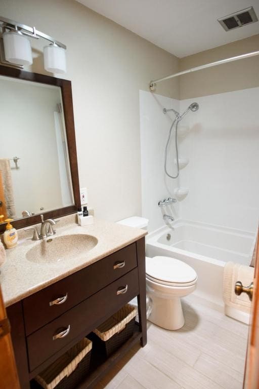 Building Photo - 1821 Raven Ave