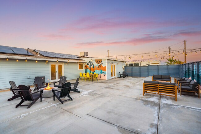 Building Photo - 72847 Desert Trail Dr
