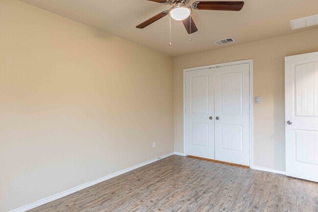 Building Photo - 7226 Hazel Circle