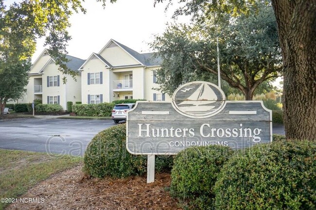 Building Photo - 5002 Hunters Trail