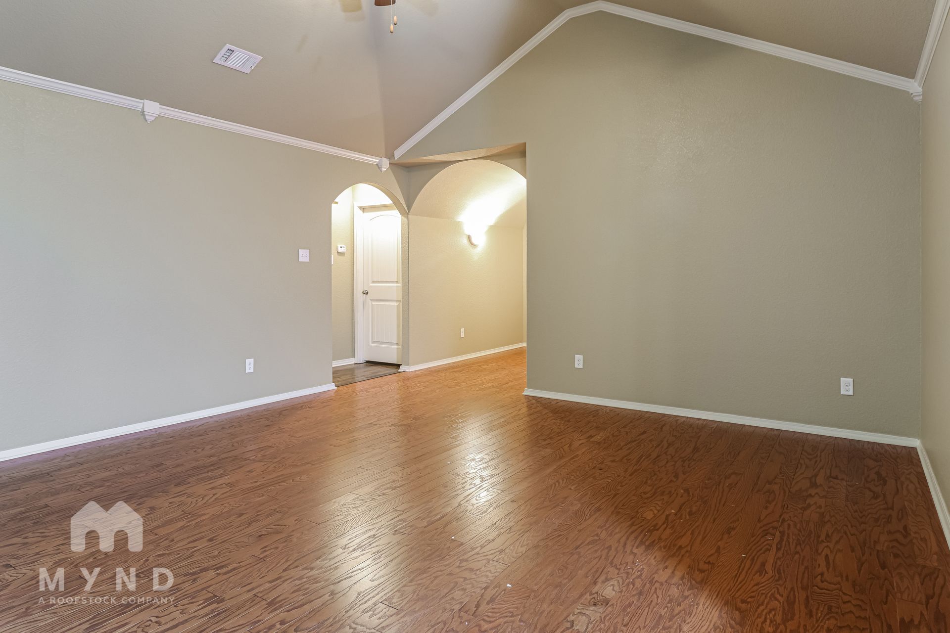 Building Photo - 158 Harvick Cir