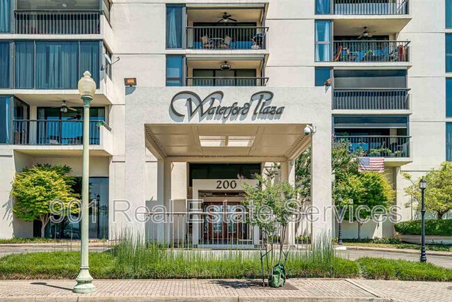 Building Photo - 200 Wagner Pl