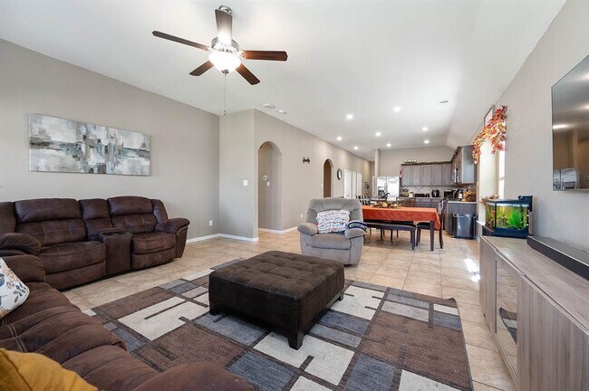 Building Photo - 8807 Harvest River Dr