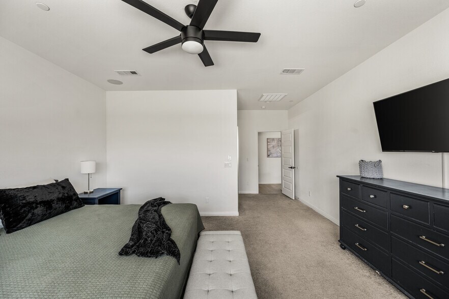 Building Photo - 29807 Pumpwood Ct