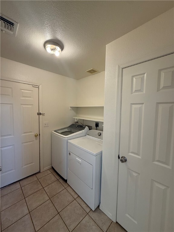 Building Photo - 3298 E Ames Ave