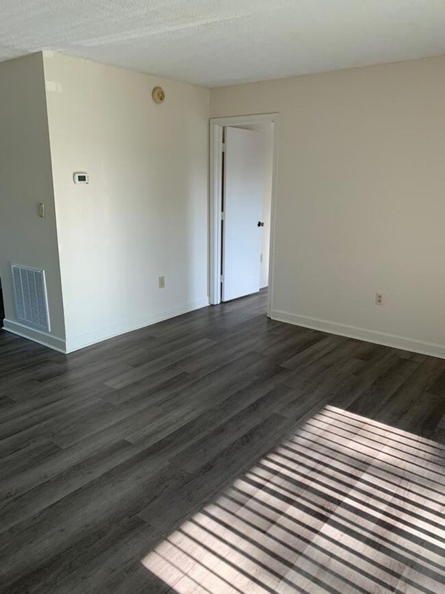 Building Photo - 1 BED 1 BATH CONDO AT MYRTLE GREENS