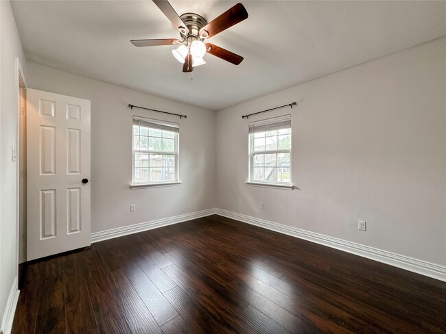 Building Photo - 2902 Elser St