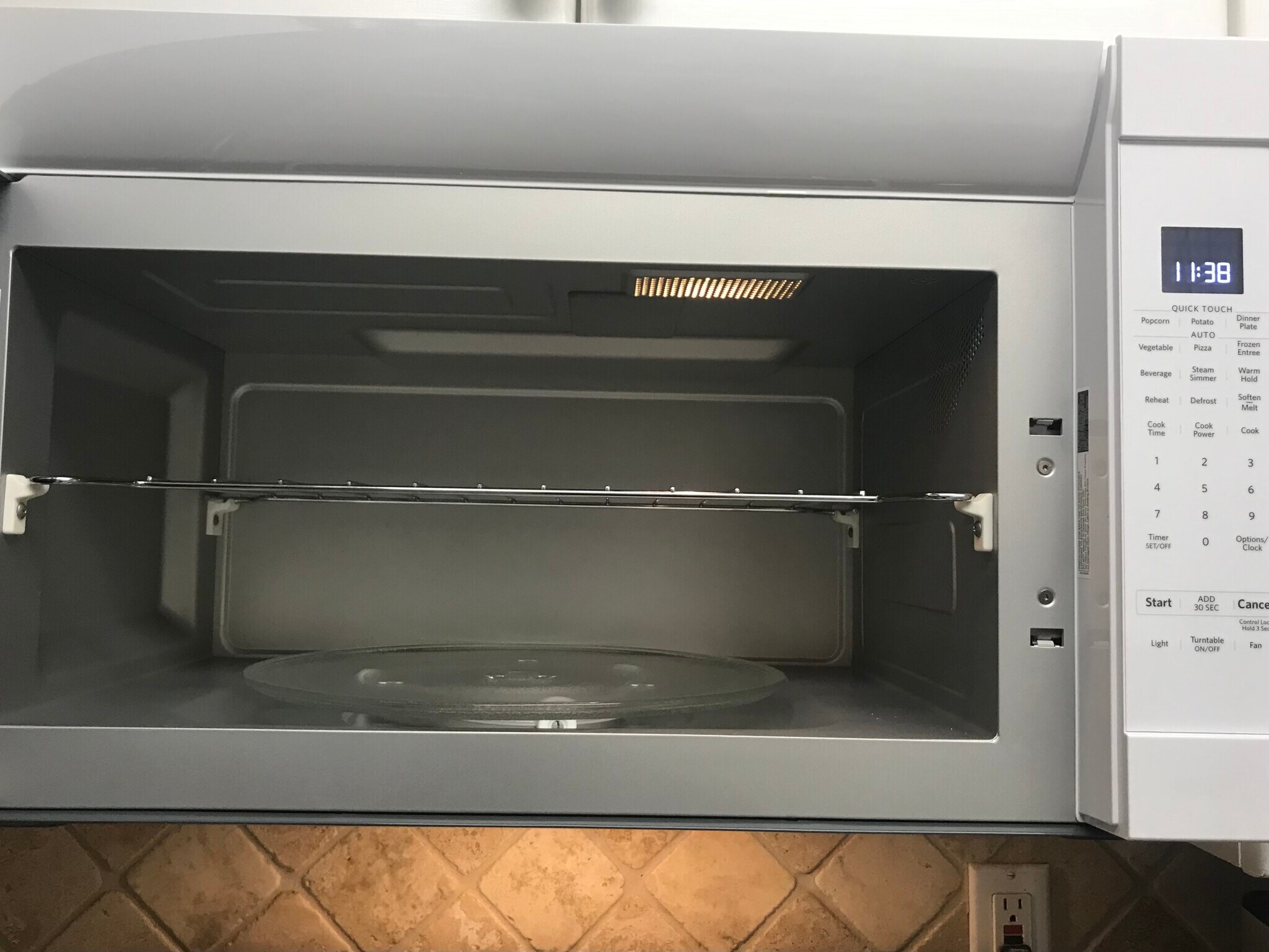 Building Photo - 1345 N Fuller Ave