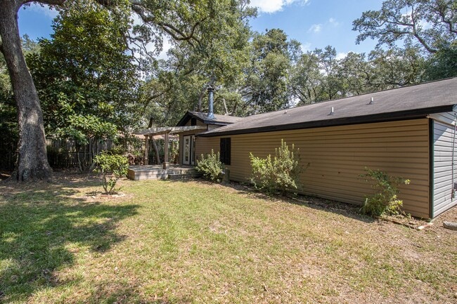 Building Photo - 473 Jim Money Rd